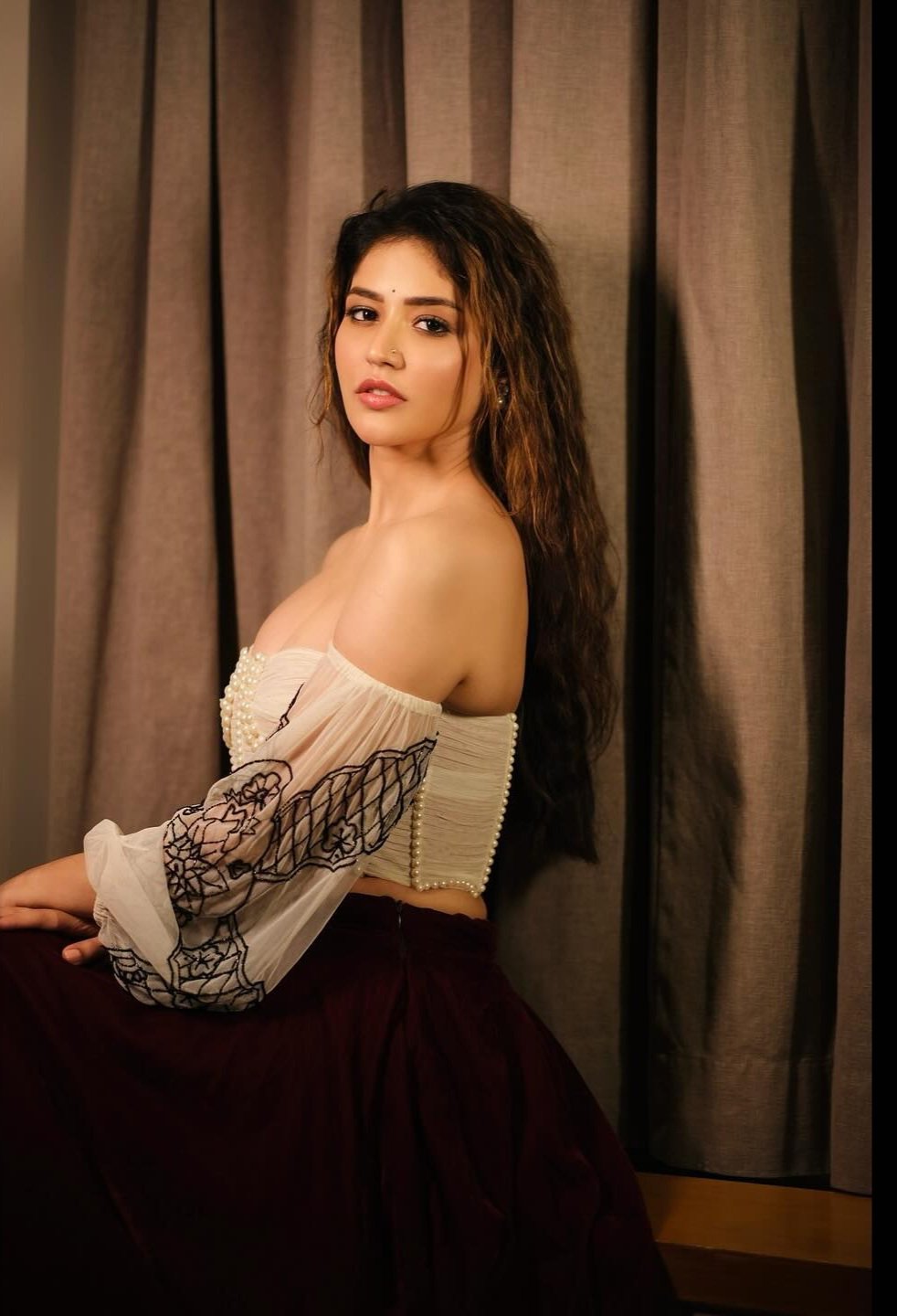 GMLtSTjakAETcXj?format=jpg&name=large