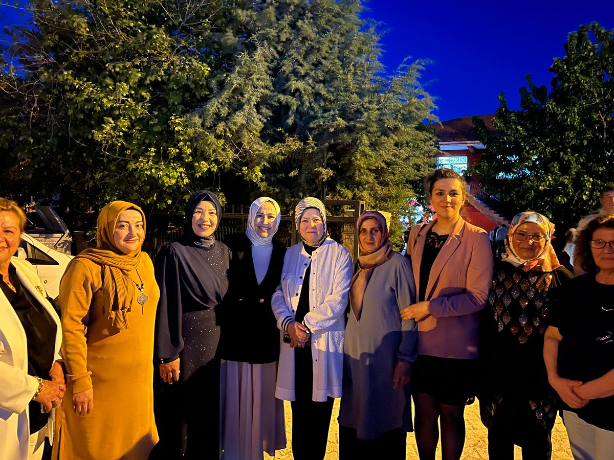 AK Parti Ayaş Kadın Kolları Başkanımız Sn Ayşe Kartal'ın kıymetli kızının düğün merasimine katıldık. 

Serpil - Sami çiftimizi yürekten tebrik ediyor,
Rabbimden iki cihan saadeti diliyorum. 

<a href="/ayseekartal/">Ayşe Kartal 🇹🇷</a>