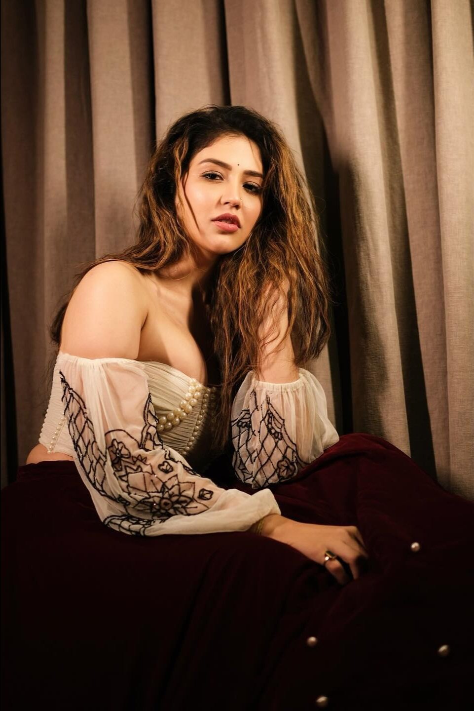 GMLtY67aQAA5Vvn?format=jpg&name=large