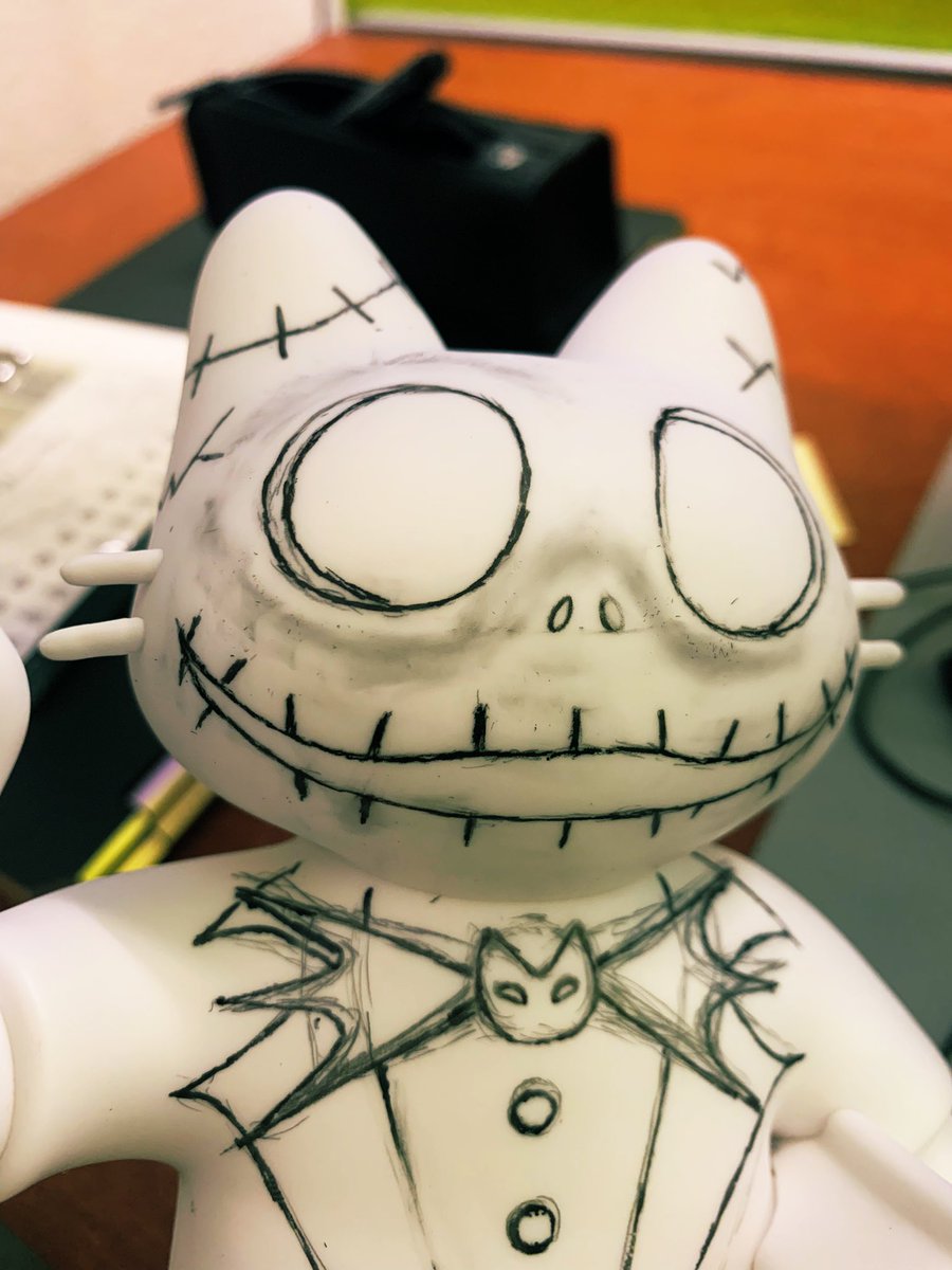 cheetosologist's tweet photo. Happy Caturday 🔥🎉 

Since the #colormecool submission date was extended, I’m going to attempt my second WIP @coolcats x @macys figurine! 🩵 stay tuned 🙏🙌

#nft #web3 @coolcatsconnect #crypto https://t.co/aWumaQJ5NE