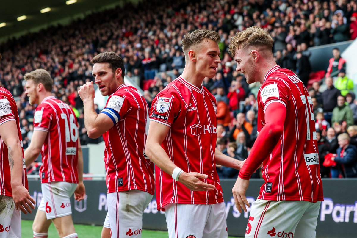 ashtongatestad tweet picture