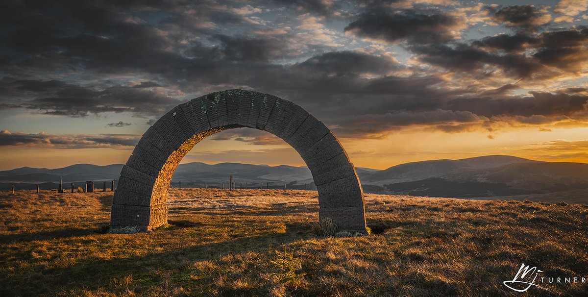 MJTurnerPhoto's tweet photo. Some glorious golden sunset light captured at Benbrack Striding Arch along the Southern Upland Way yesterday evening; the perfect start to my Scottish holidayπ΄σ §σ ’σ ³σ £σ ΄σ Ώ
#StridingArches #Benbrack #SouthernUplandWay #SouthernUplands #Scotland #StridingArch https://t.co/uHxJ1VHykF
