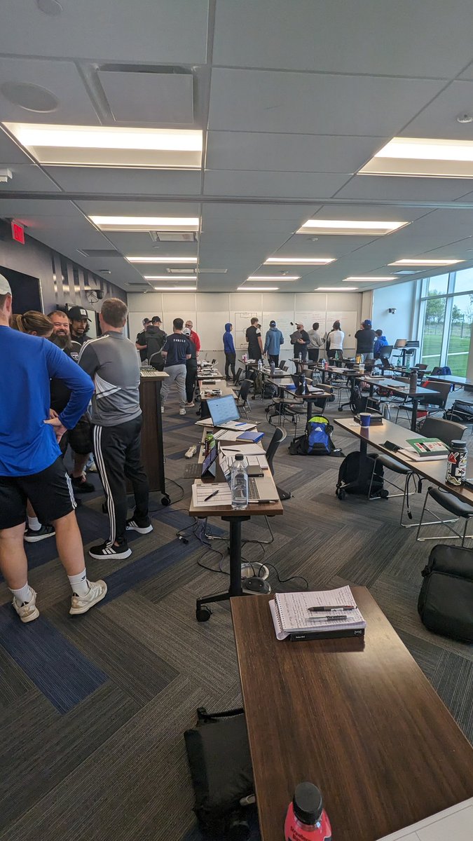 CoachMichaelB88's tweet photo. Instructing another @KSYouthSoccer D Course at this amazing facility! https://t.co/I8ZBbdzhYI