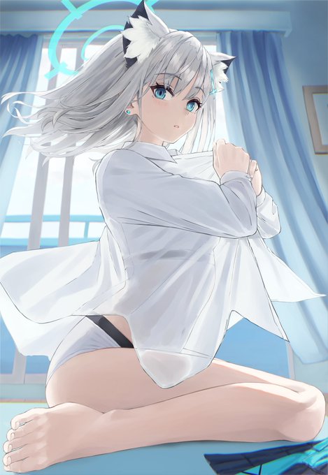 着替え中シロコ#ブルアカ #砂狼シロコ 