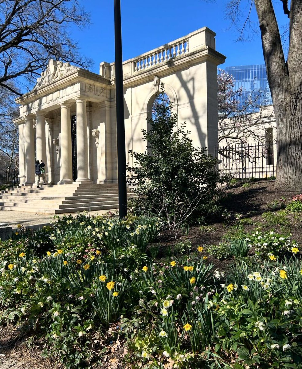 Don't sleep on the Rodin Museum! The architecture is as stunning as the objects inside. 🌷#visitphilly #phillymuseums #phillyspring 

📸: emmcbridetravel on IG