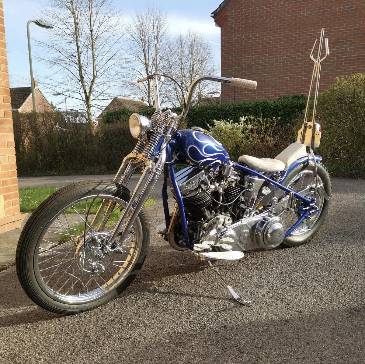 Panheads forever and ever. B-side with @jpintheuk #choppershit #panheadsforever #panheadchopper #chopitbuilditrideit #choppers #buildsomething #panhead #hd #harley #harleydavidson