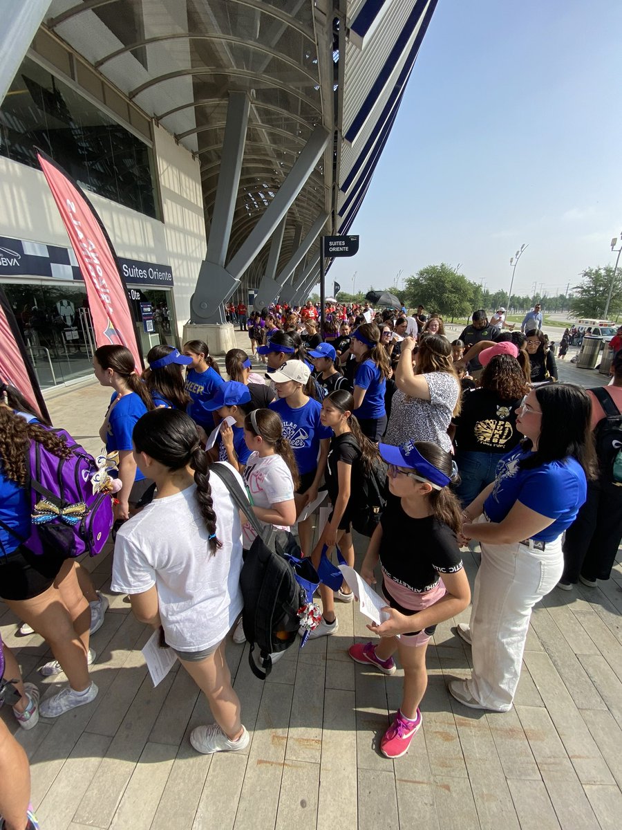 Nuestras Cheerleaders ya están en el estadio de @Rayados para el Cheer Camp 2024. 🙌🇲🇽