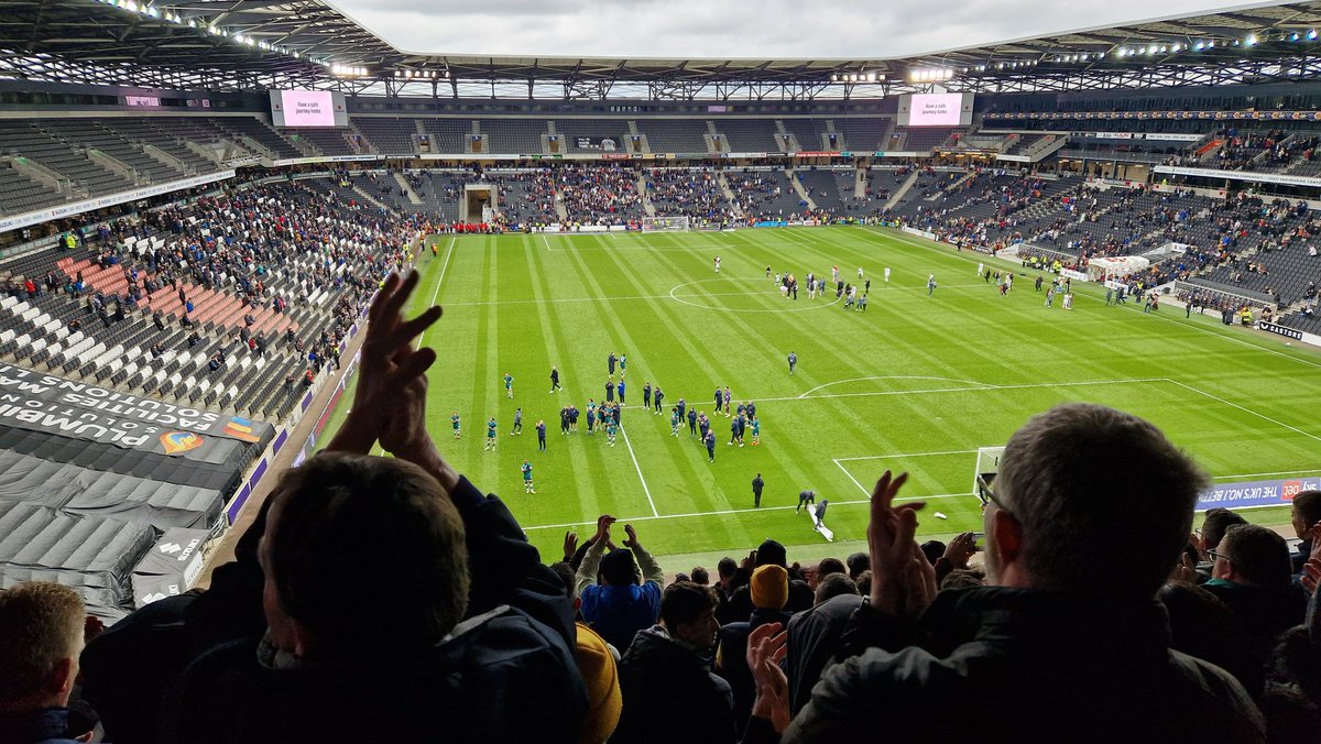 Gandermonium tweet media