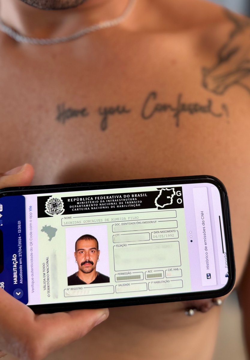 thipatrickpires's tweet photo. Oi, @itau ! 🤍
Eu e meu amigo @wacossi estamos saindo de GO pro RJ pra comemorar o aniversário do meu marido @leosegundo92 , que é o maior fã da @Madonna que conhecemos. Nos ajude a dar o maior presente da vida do Léo estando em seu espaço… 🤍🤍🤍 https://t.co/lIWEMr8Mc0