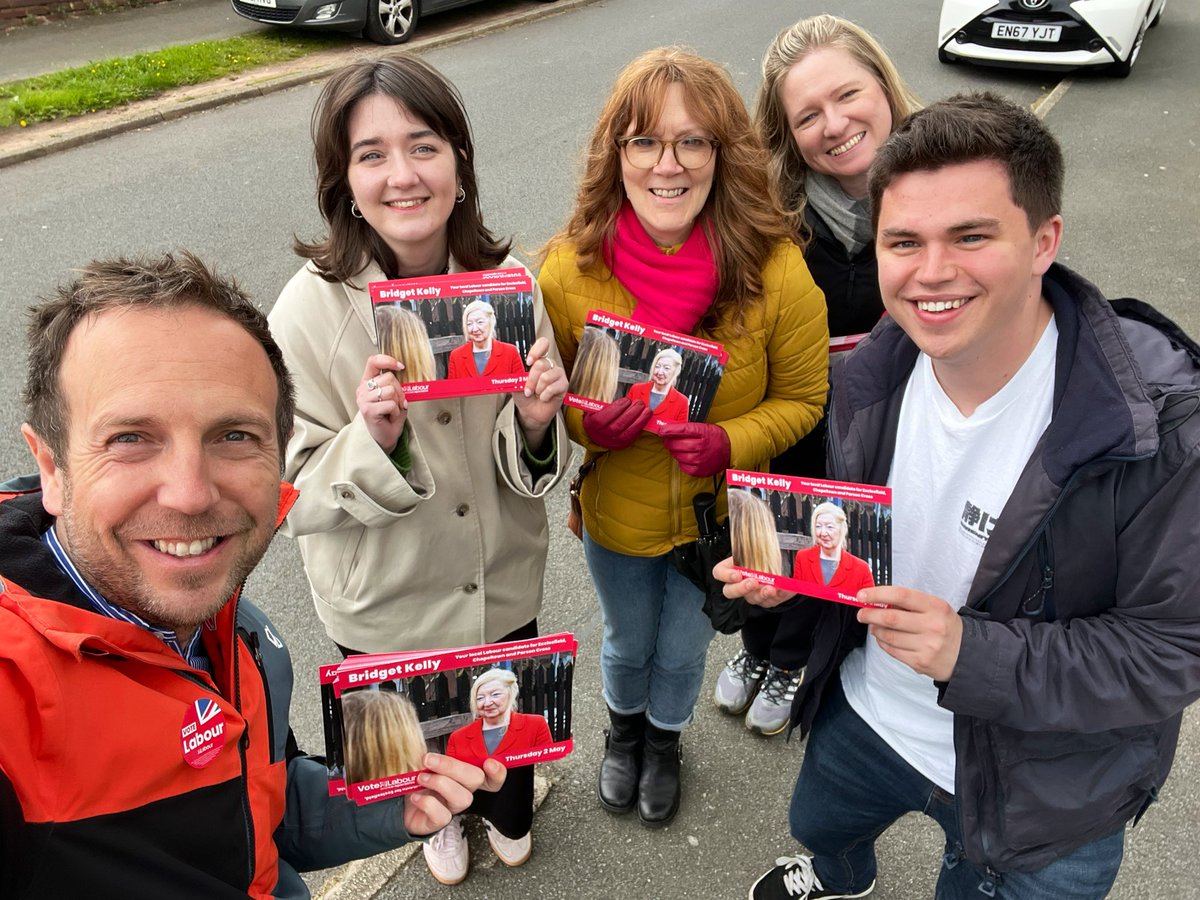 Final weekend before polling day! 🗳️ Had a great time canvassing in East Ecclesfield for Bridget Kelly and our amazing next MP for Penistone & Stocksbridge, @MarieTidball #LabourDoorstep