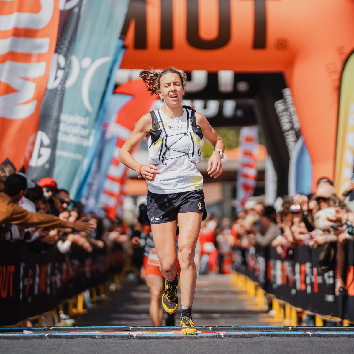 worldtrailmajrs's tweet photo. #MIUT115km | Anne-Lise Rousset is the second woman 🥈👏

⏱️ 16:28:27

🔴 Follow the official live streaming. 📡

#GranCanariaWorldTrailMajors | #RacesOfALifetime | #soMuchForLive https://t.co/8adxFAmazO