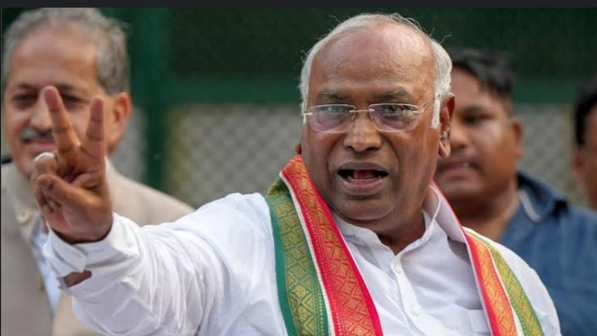 It was Congress which built schools in every village otherwise people would go to toilet to vote 

-Mallikarjun Kharge at savage best 🔥😂