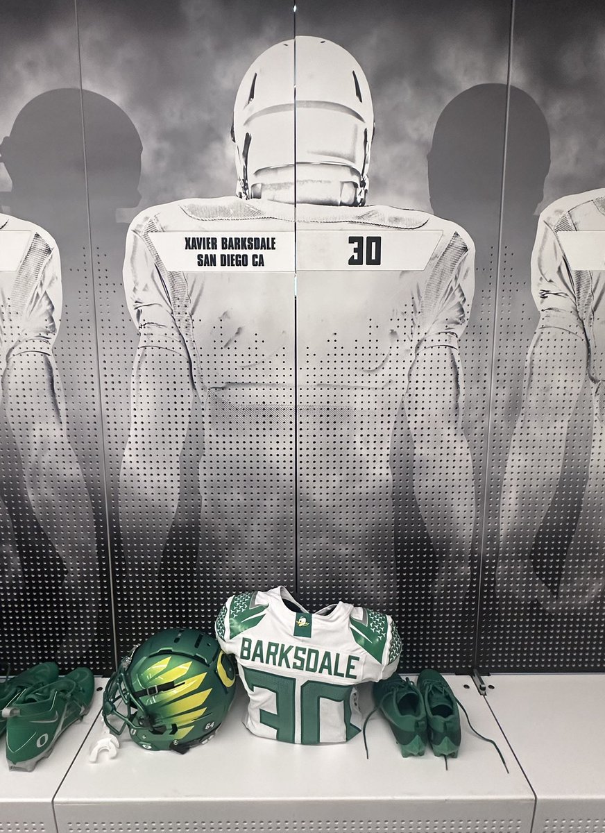 Team W <a href="/oregonfootball/">Oregon Football</a>
#scoducks