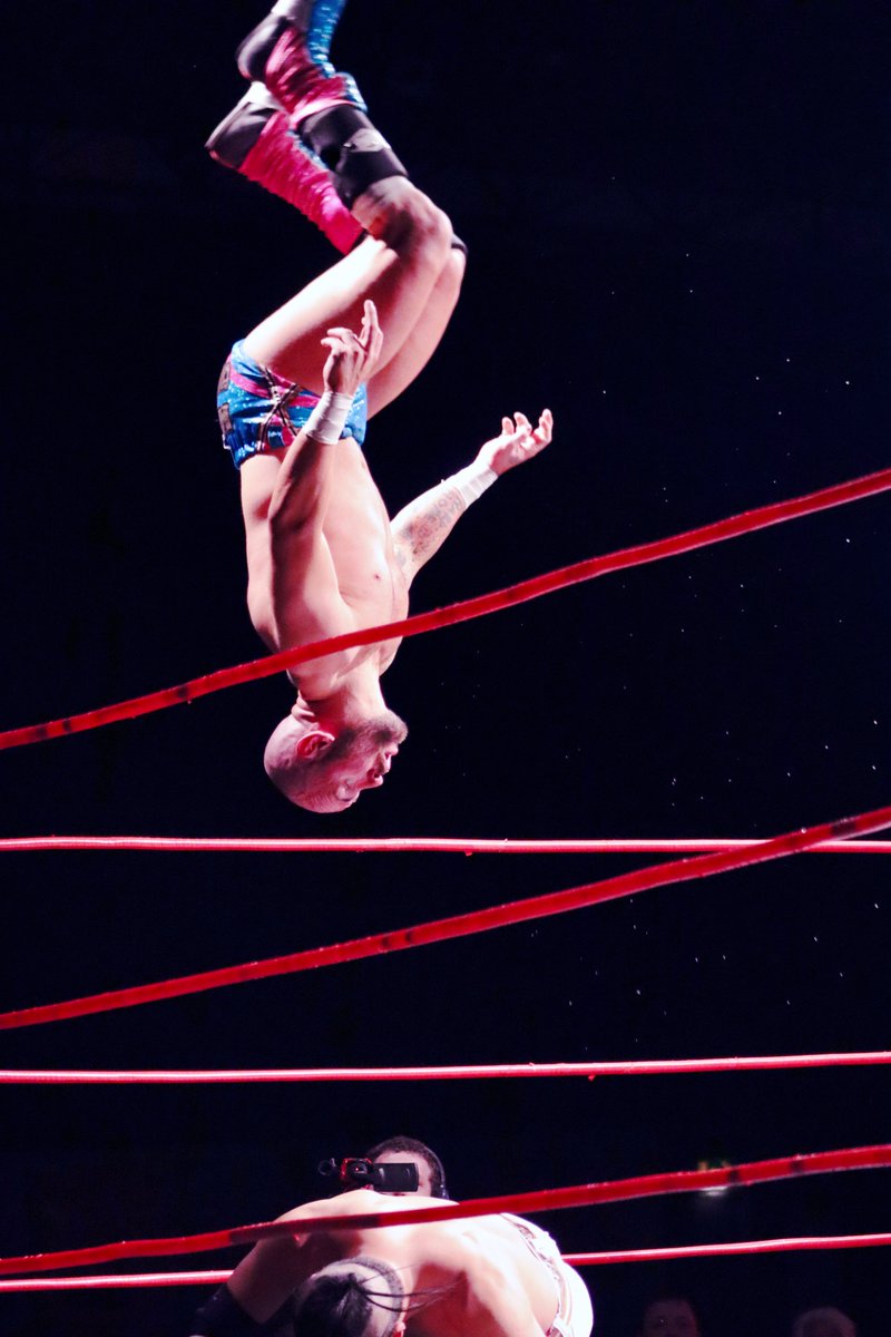 Very straight posture. I enjoy taking a kind of this photos especially Robbie ロビー X Robbie X @RevProUK Epic Encounter @ Gordon Craig Theatre, Stevenage 20 April