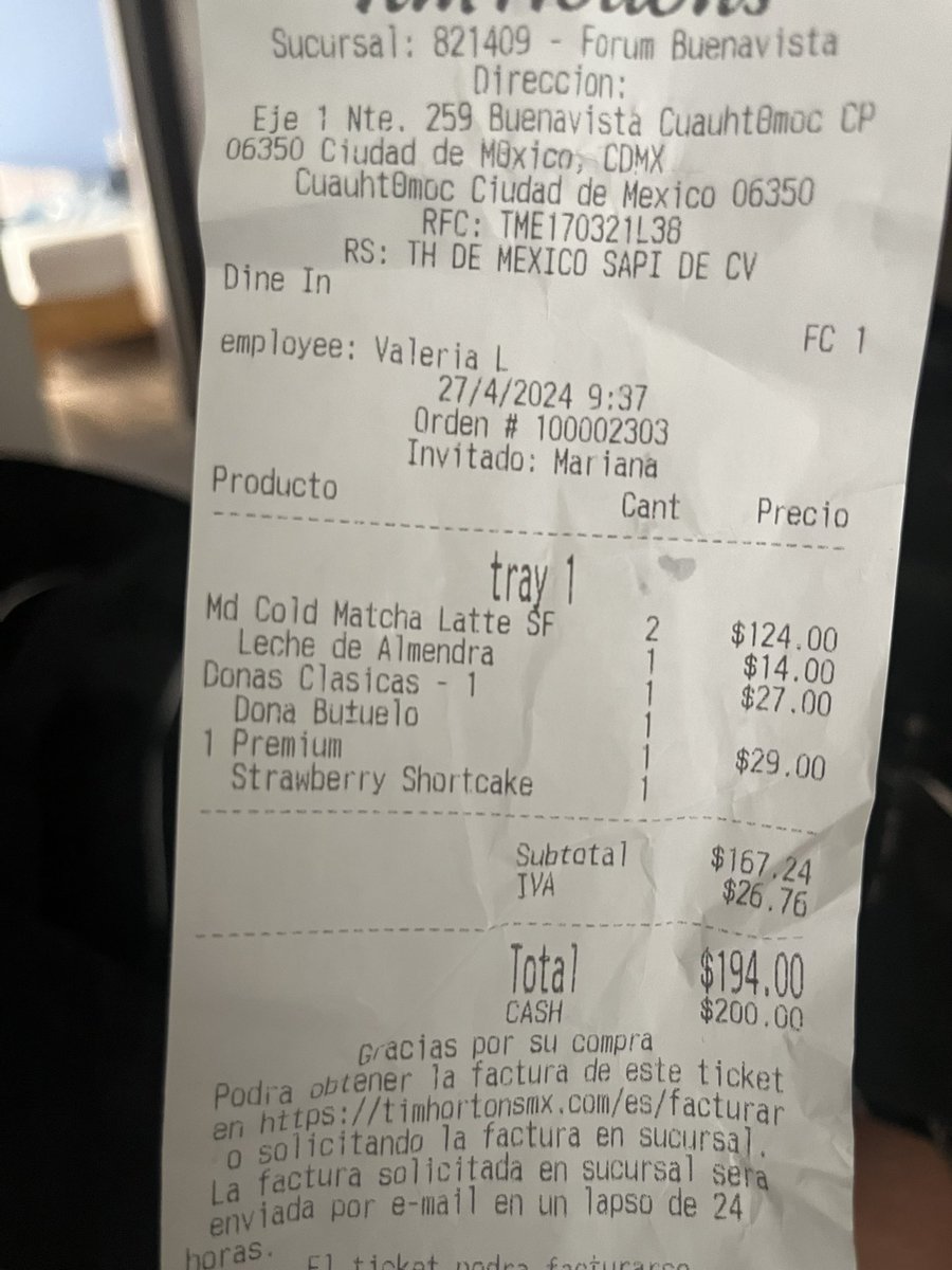 majayav's tweet photo. @TimHortonsMX compré 2 donas y me enviaron una. Además les pedí los matcha sin azúcar y me los dieron endulzados. Y 30 min cuando solo éramos 2 personas. Fue en Forum Buenavista ya https://t.co/SdebbX33mM