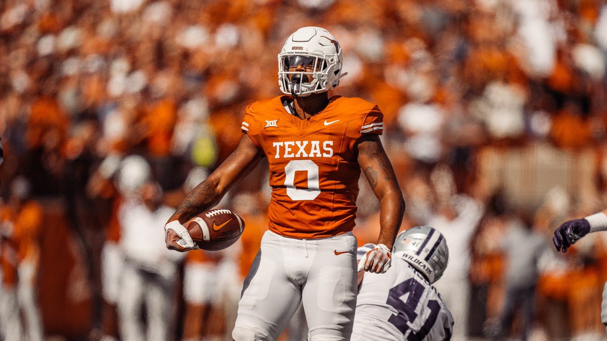 #Panthers just stole an impact seam threat for their offense in @TexasFootball TE in @JatavionSanders. As smooth as they come as a route runner, a contested catch finisher, and a still ascending talent. Huge pickup for Bryce Young and their offense 👀⬇️ #ShrineBowlWhosNext