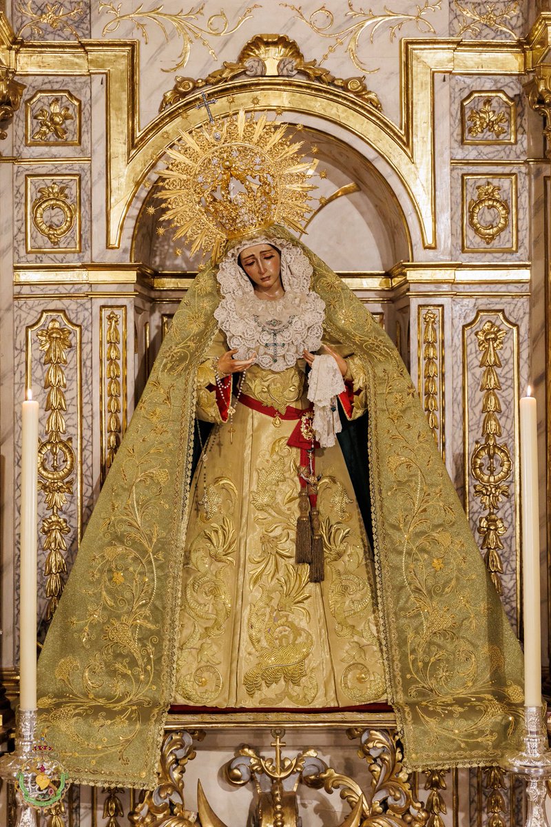 HdadEsperanza's tweet photo. #NuestraSeñoraDeLaEsperanza
VESTIMENTA

Así de bellísima luce Nuestra Señora de la Esperanza para el XCVII Aniversario Fundacional de nuestra Hermandad. https://t.co/3oIgl6c8XY