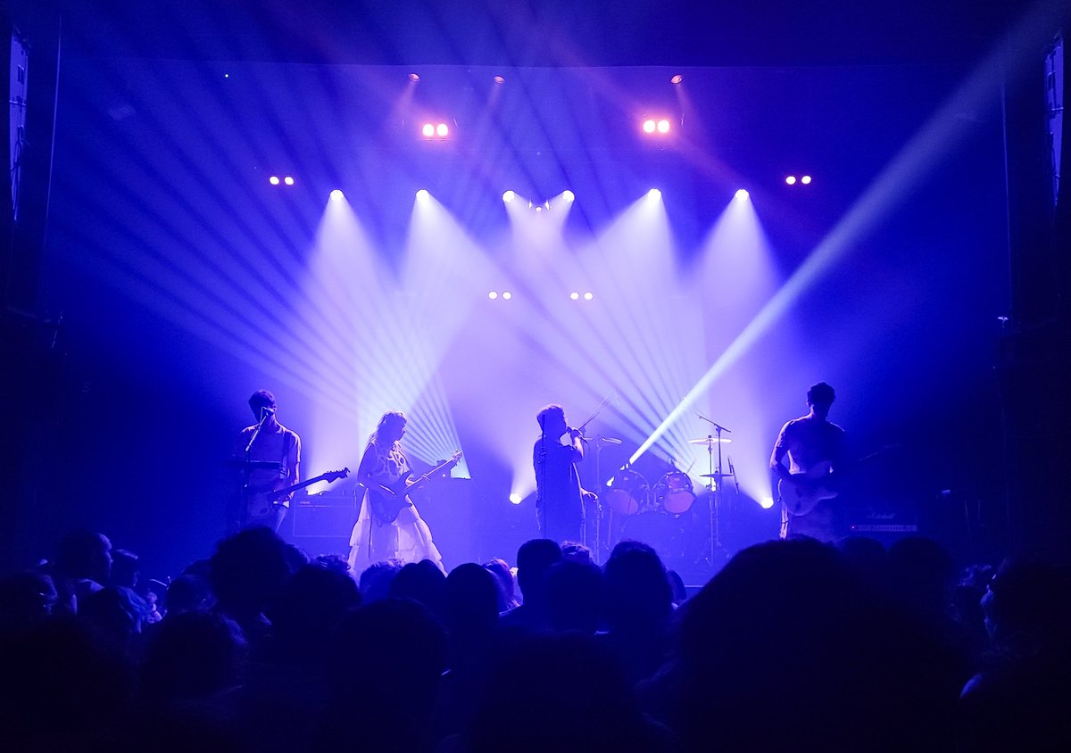 naneudelespace's tweet photo. je dépoussière le compte twitter pour poster ces photos du concert de @Feldup_official jeudi à Nantes

c'était TROP BIEN https://t.co/ZcUPc63Twm