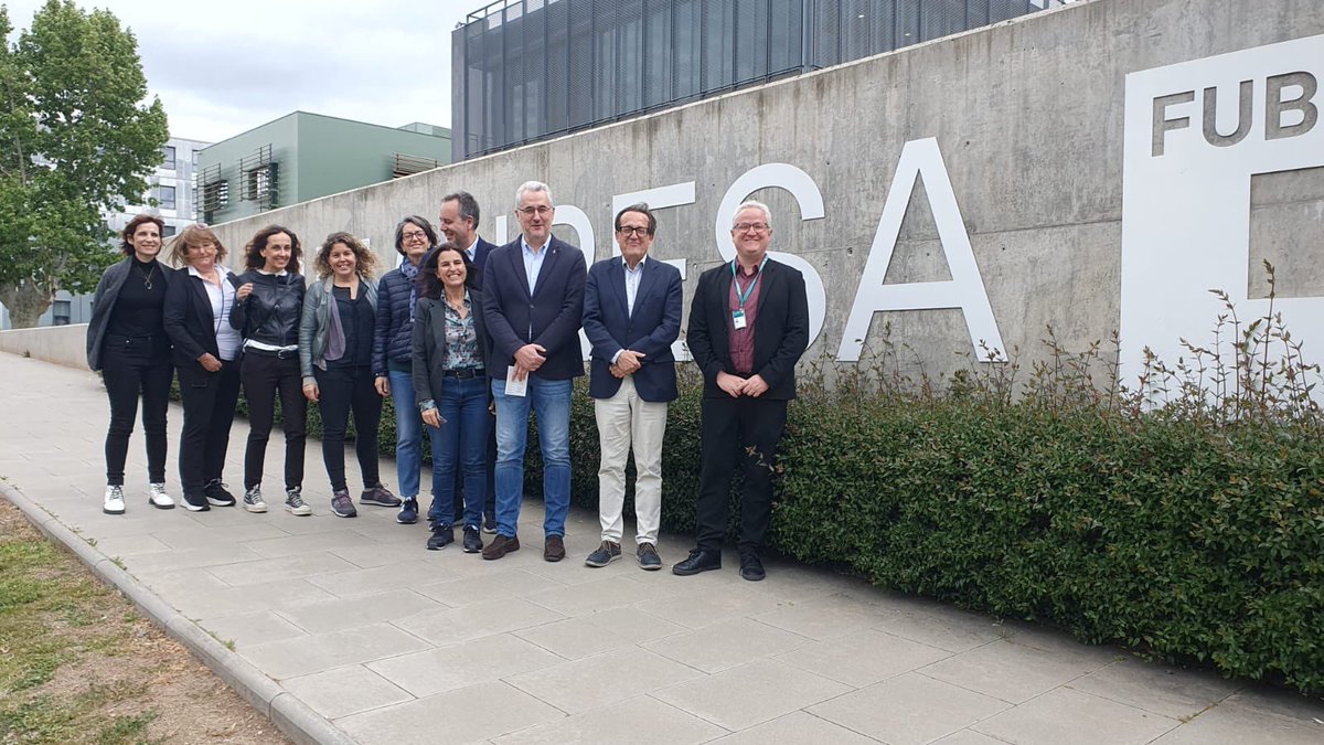 Avui he assistit a una matinal de portes obertes a l’<a href="/UManresa/">UManresa</a> 
Molt ben acompanyat per l’equip directiu, hem resseguit tots i cada un dels edificis.
Confesso que m’han sorprès.
Però parlem de què suposa tenir un actiu universitari com aquest a #Manresa 👇