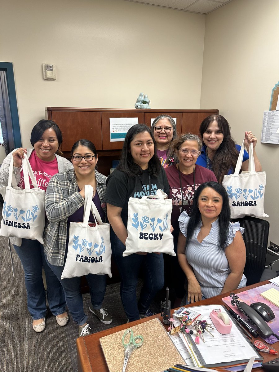 Sam Houston Elem. tweet media