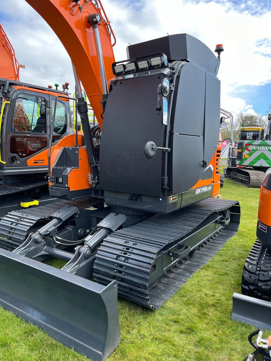 ScotPlant 2024 - what a show it was! Scotland's construction equipment industry was out if force and on form. 🏴󠁧󠁢󠁳󠁣󠁴󠁿 👷🏼 🎉

DIGGER GUARD® had a great debut, met a brilliant crowd, the sun shone, and loads of enquiries to follow up on. 😀 ☀️

Thanks #ScotPlant2024!

#excavator #digger