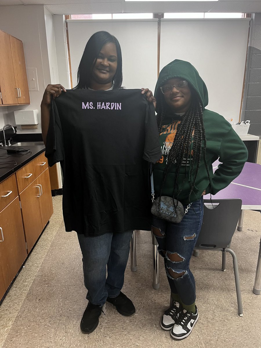 Saturday School was full of creativity! We personalized shirts and designed hats for everyone. Shout out to Mr. Tarver and Mr. Walker for sharing their expertise. #PanthersLEAD @JCPSDEP1 @JCPSKY