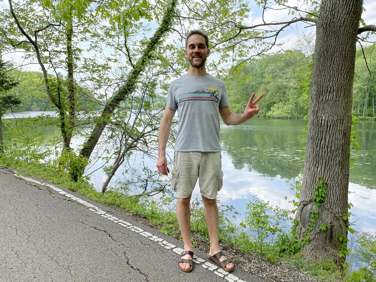 I hope everyone has an awesome Saturday😀 I made it out to Radnor Lake Park in Nashville yesterday - what a beautiful place to enjoy nature☀️🌳💦 We saw deer, a wild turkey, turtles & more! #douglasriley #douglasrileymusic #nashville #countrymusic #indieartist #radnorlake