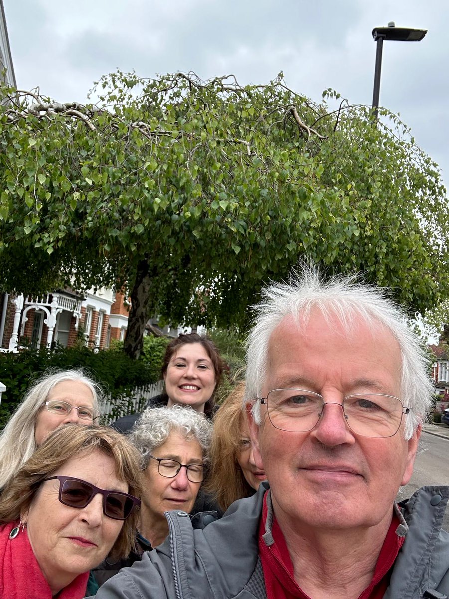 So much support for @SadiqKhan and @JoanneMcCartney on the doorstep in Crouch End today! But still so many voters who don't know about IDs or the changes to the voting system! That's why we need all the help we can get over the next few days, sign up here: events.labour.org.uk