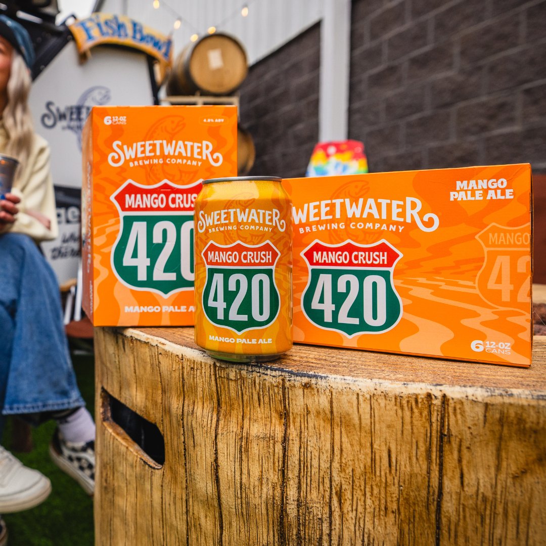 Meet your newest crush in the 420 family: 420 Mango Crush! Introducing this vibrant pale ale bursting with tropical flavor - an all too easily crushable brew with fresh hits of mango juiciness, bright aromas of fruit and candied sugar, and that color of sweet Pacific Sunset.