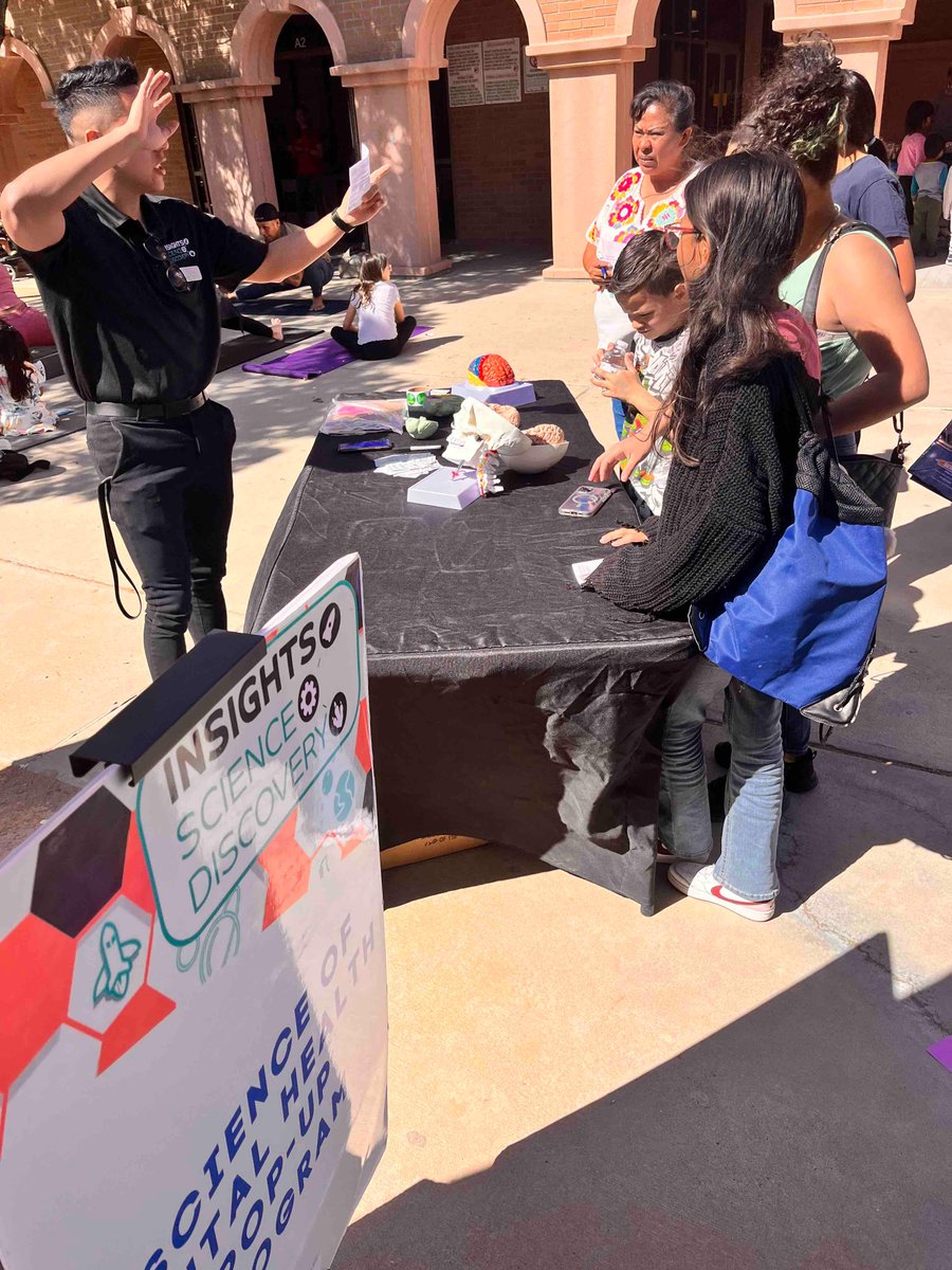Insightselpaso's tweet photo. We are partnering with the Junior League of El Paso, Inc. today in anticipation of Children’s Day! Come and join us at Guillen middle school! Food, fun and lots of learning #brainbasedlearning #steamteam #popups https://t.co/rcFqqp0J9s
