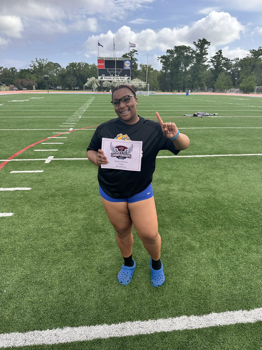 Lawryn Sampson tweet media