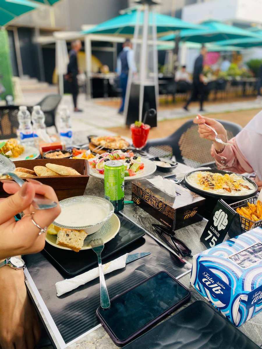 بالرفاق وليس بالمكان ❤️❤️❤️