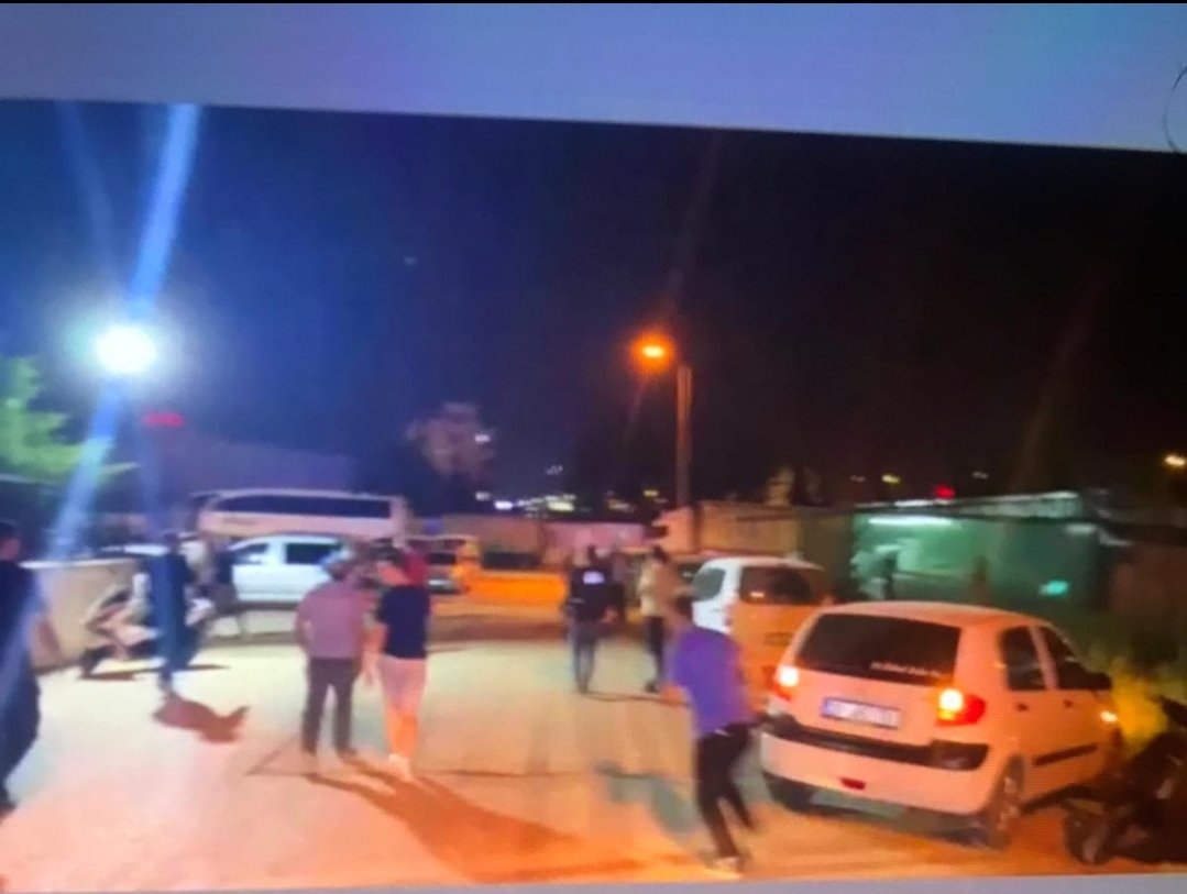 Adıyaman Altınşehir #Polis Merkezi’nde ki elim olay'da iki polisimiz hayatını kaybetmiş, 8 polisimiz yaralanmıştır. Şehit polislerimize Allah'tan rahmet yaralılara acil şifalar diliyorum. #polis