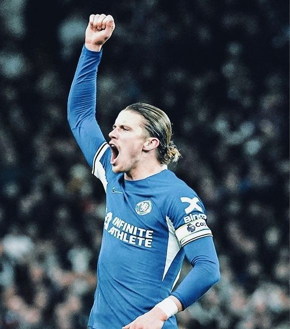 Conor Gallagher has matured greatly, captained the team &amp; had a decent season. Chelsea need stability during a difficult time, you build around these type of players, not sell them. He has to stay! #OneOfOurOwn 👏🏴󠁧󠁢󠁥󠁮󠁧󠁿