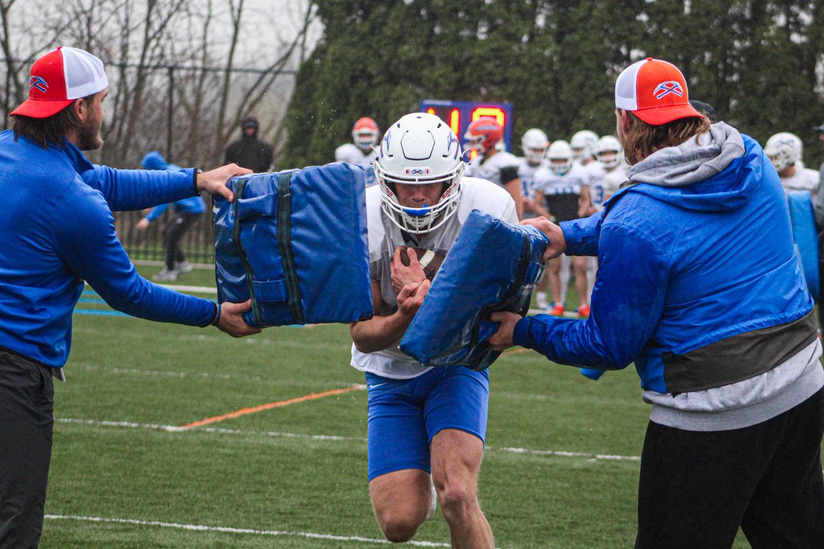 UW-Platteville Football tweet media