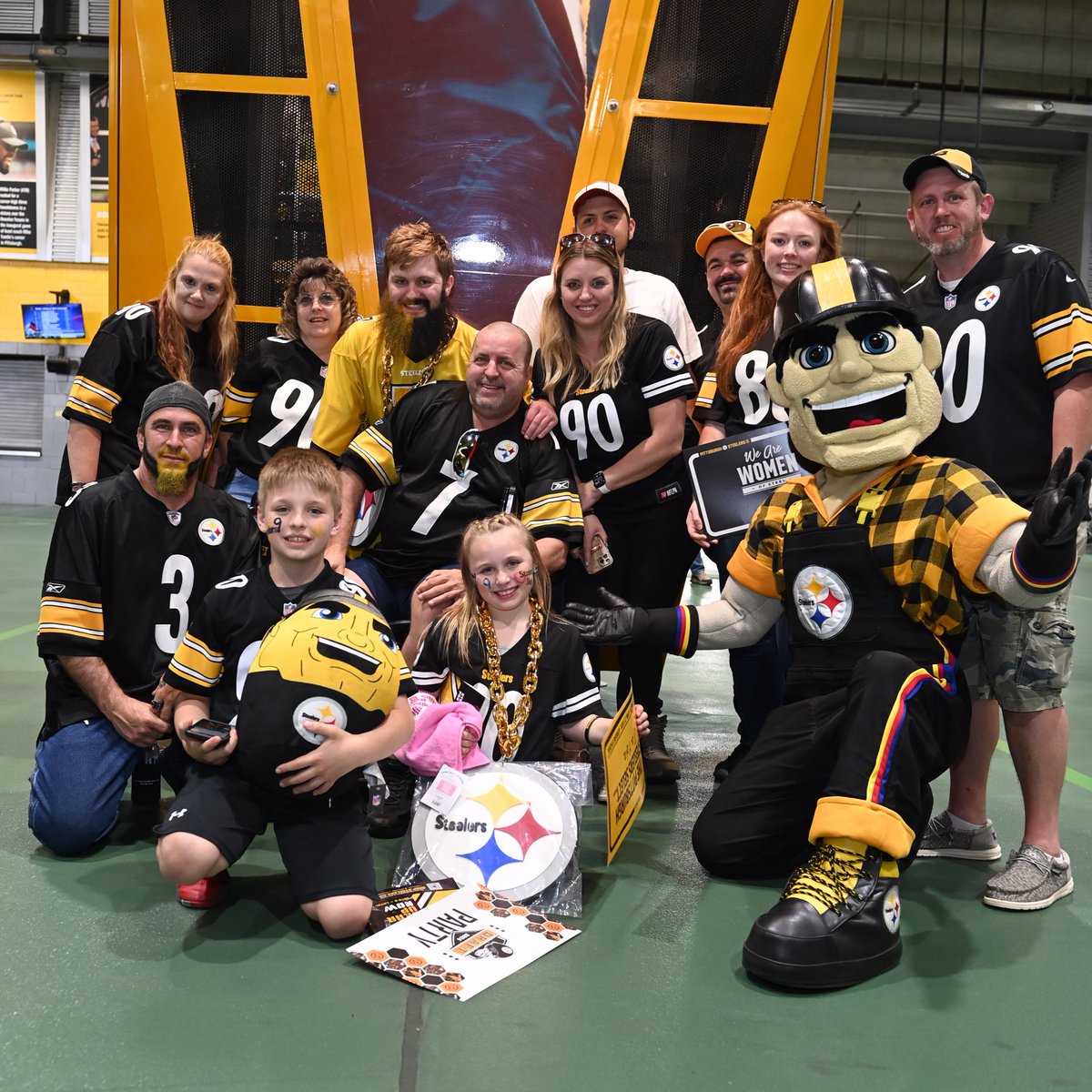 SteelersUnite tweet picture