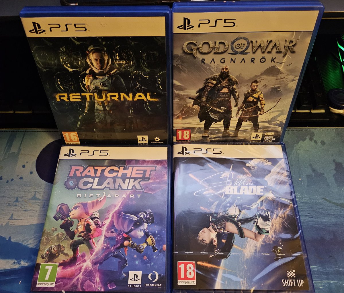 RyanActually1's tweet photo. Some of my goodies I picked up away for a couple of days. Don't have any shops that sell games or dvds/blurays where I live so got to make the most of the shops when I do get to visit the city.
Blurays :
#EvilDeadTrap
#EvilDeadTrap2
#DeadlyGames
#AmityvilleBluRayCollection Limited Editon Boxset
Games :
#Returnable
#GodOfWarRagnarok
#RatchetandClankRiftApart
#StellarBlade
I'm home now , within the last 30mins. I'm knackered so going to bed. Will sort out the physical games giveaway tomorrow.
