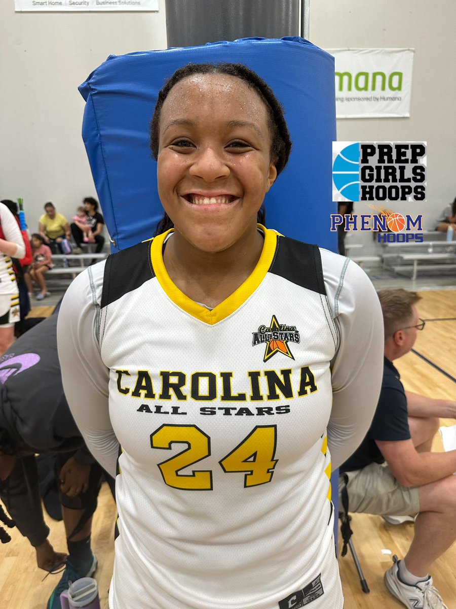 Justice Zimmerman ‘25 is a Swiss army knife for @carolinallstars She can attack the basket scoring easily at the rim and she can show off her range all over the court😤 @LadyPhenomHoops #PhenomHoopStateFinale