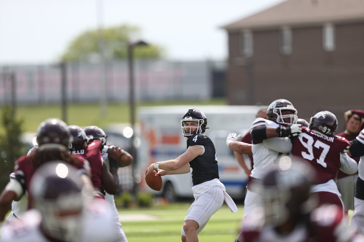 EKU Football tweet media