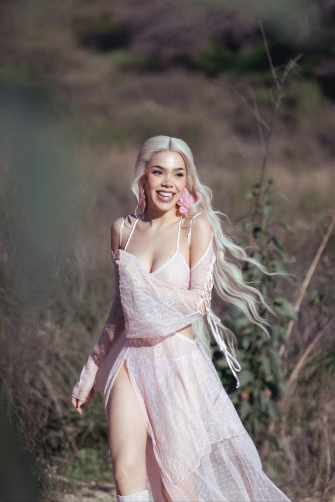 Hoy brillo con mi Pink Aura ✧˖°♡