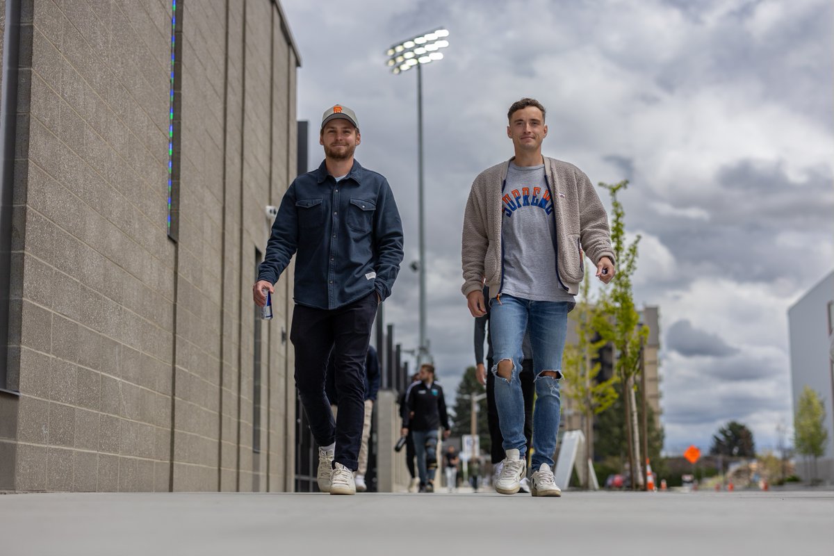 SpokaneVelocity's tweet photo. Bring 'em out
📸: @campeaphotography
#AShotOfGlory #LetsGoSpo #VeloMerch #SpoCityMerch #SpokaneVelocityFC #VelocityFC #VeloFC #SPKvCK #LeagueOne #UpTheFalls #ONESpokaneStadium https://t.co/MflX9qXH8j