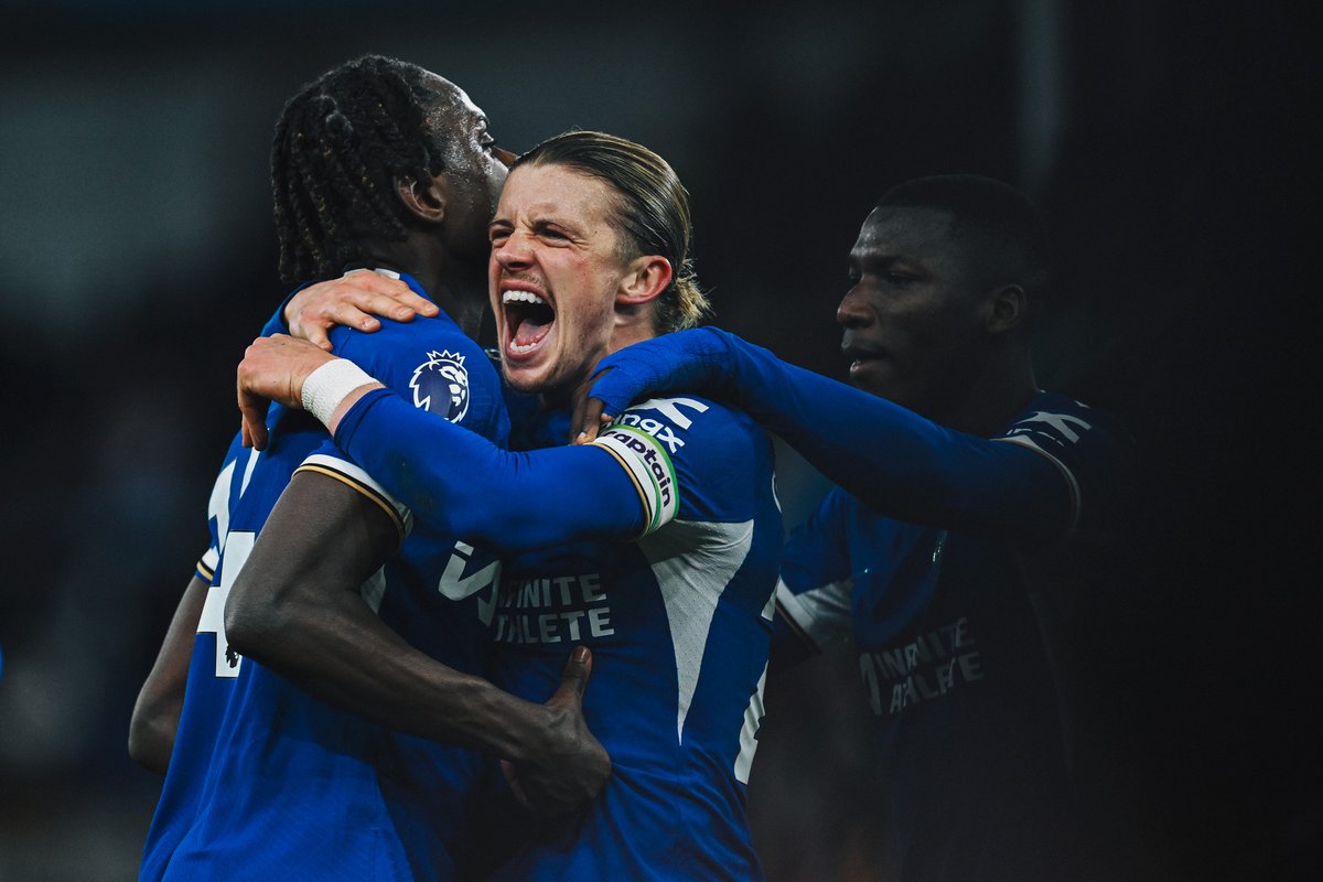 ChelseaFC's tweet photo. A spirited comeback. 👏

#CFC | #AvlChe https://t.co/mKLzT6mu7p
