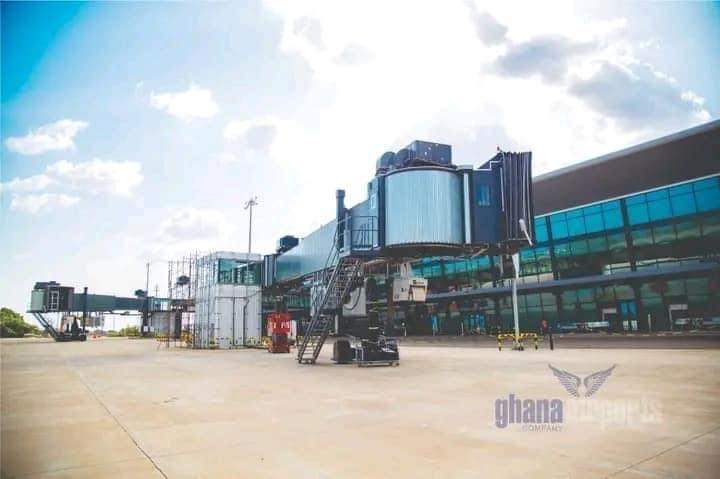 Kumasi International Airport received its first International flight, Egypt Air, yesterday. The Airport is expected to be officially commissioned and put to use in June this year. 

Kumasi International Airport is expected to serve 800,000 air passengers annually.

#DMB2024