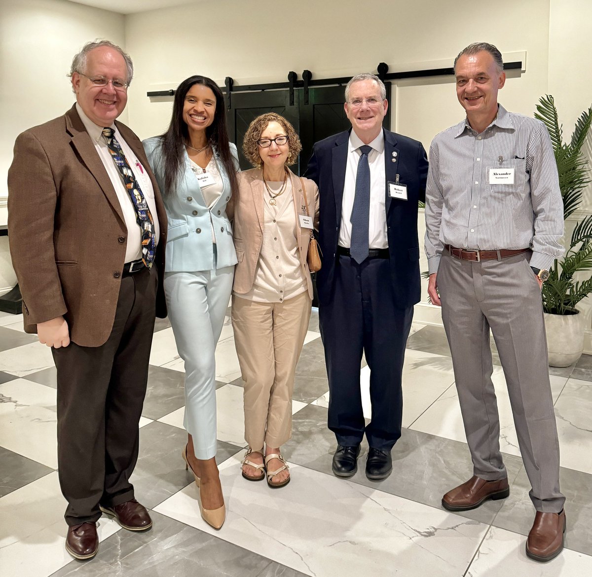 kalishahillmd's tweet photo. Fantastic Tri-State Pathology Conference! Great speakers, posters and privileged to give the CAP Advocacy Update in Mississippi! @Pathologists #futurepathologists https://t.co/XsytGKM1rG