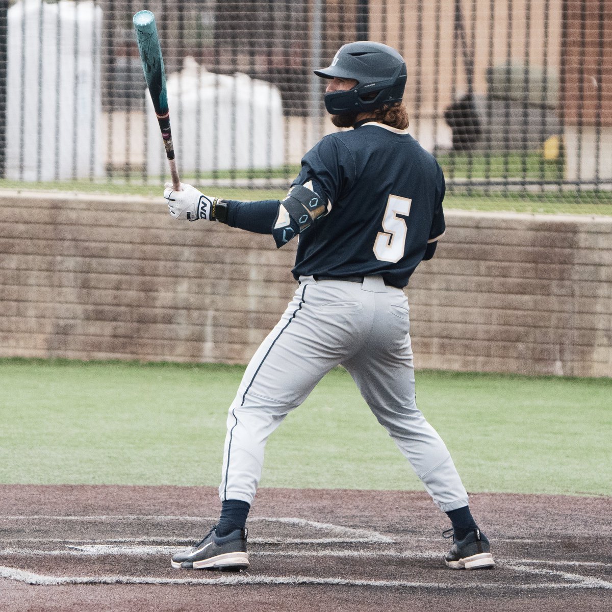 The greatest hitter alive and some guy named Barry Bonds ⬇️