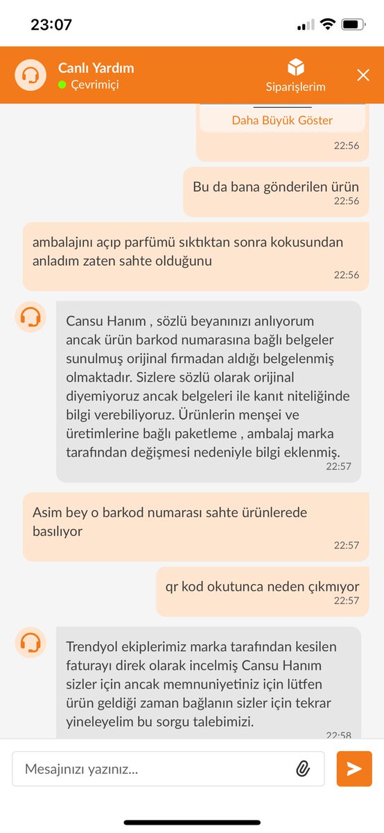 cansuoktm's tweet photo. @Trendyol  @TrendyolDestek  Sn.Trendyol.  Neden sahte olan bir ürünün amblajını açtım diye bana zorla satmaya çalışıyorsunuz. Mağazanın bana sahte bir ürün göndermesi benim hatam mı ? Neden mağazalarınızı iyi denetleyemeyip üstüne sahte bir ürünün bana iadesini yaptırtmıyorsunuz? https://t.co/Yb4CdidCYr