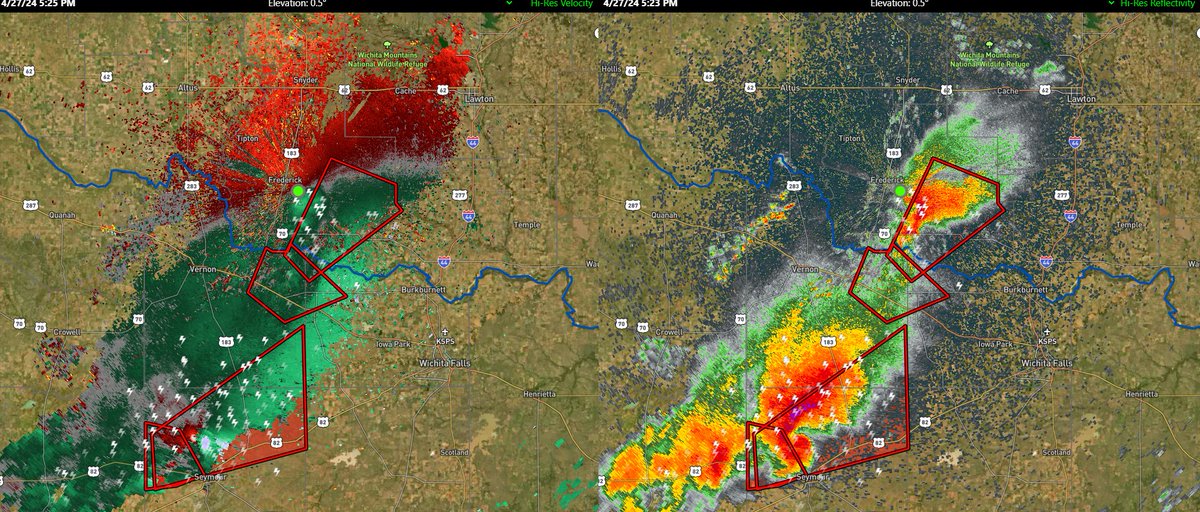 fastnewsnet's tweet photo. #BREAKING LARGE tornado on the ground North of Seymour, Texas TAKE COVER NOW #txws https://t.co/GHZ9PwkG7R