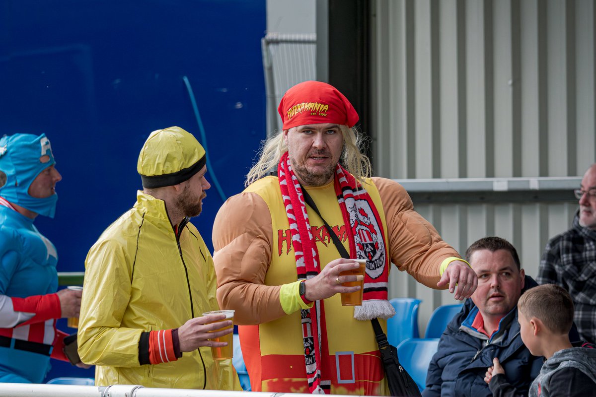 It's not every day Hulk Hogan is seen at a @RylandsFC game! 🤣

But does the real @HulkHogan approve? 🤔 

#WeAreWarringtonRylands 🔵⚽