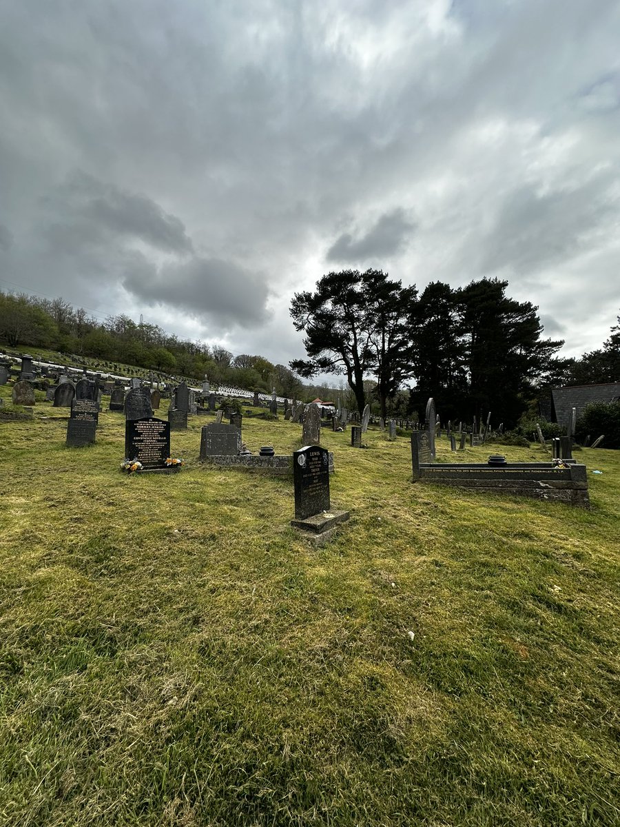 A moment of quiet reflection for the 116 children, 5 teachers and 23 villagers who died on the 21st October 1966. 😞
#Aberfan #Neverforgotten #NeverForgivenNCB