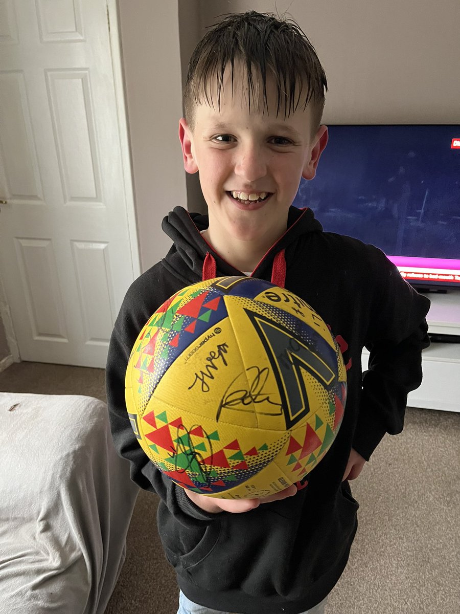 Those lads 💛💛💛 One happy boy with his signed ball. Thanks all @tivertontownfc